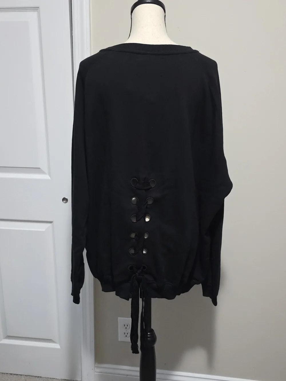 Zara Oversized Embroidered Ballerina Tie Lace Up Back Sweatshirt Top XS S